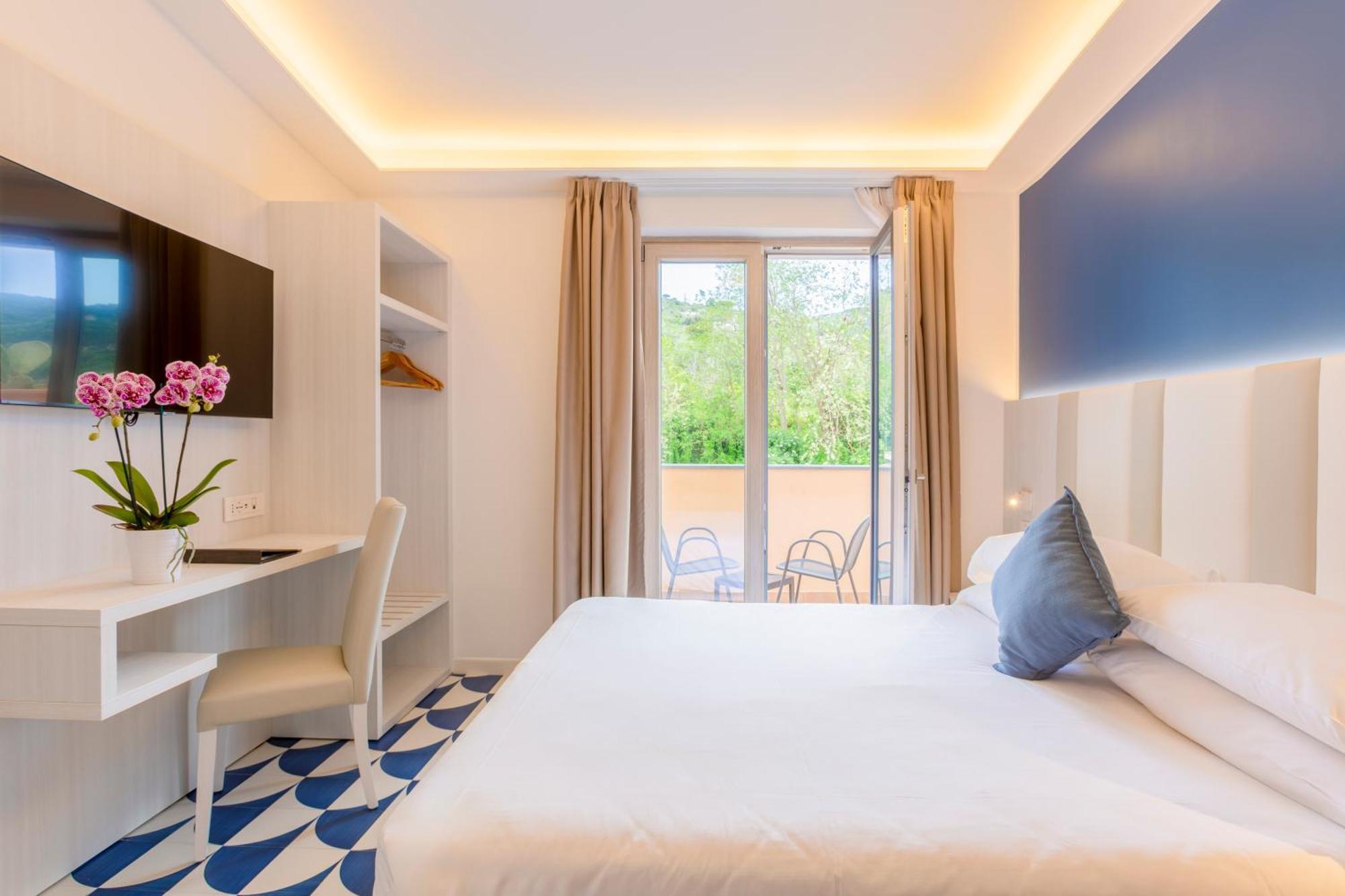 Hotel Central Wellness Sorrento Exteriér fotografie